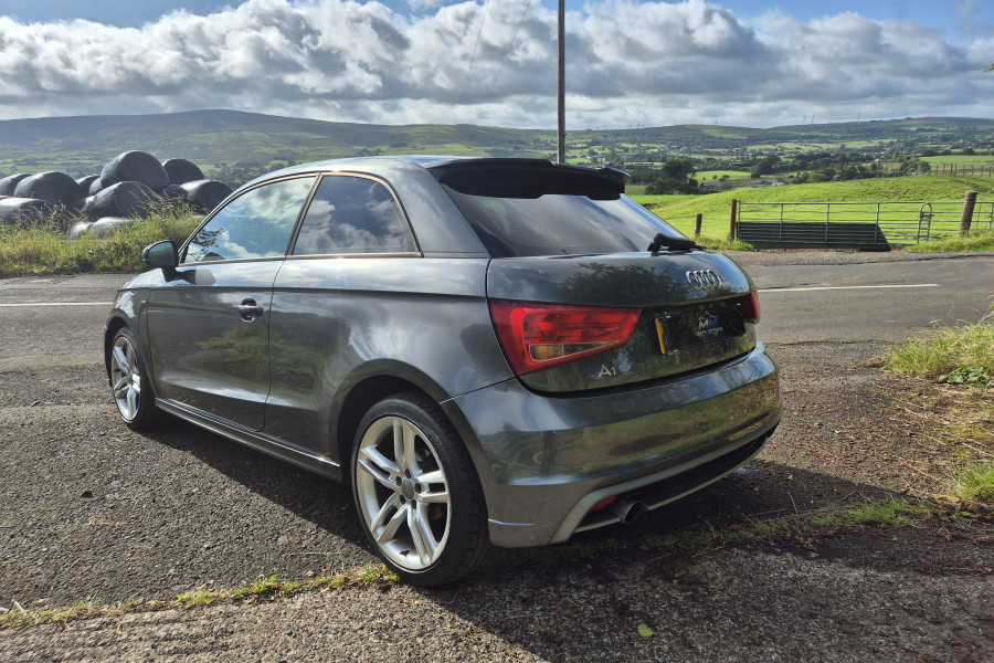 Audi A1 